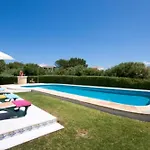 Villa Savanna Spacious With Private Pool Near The