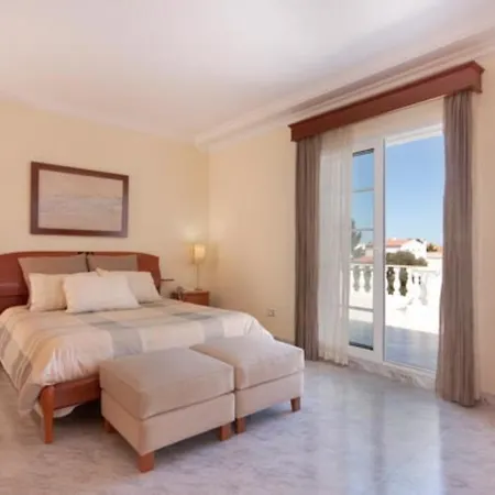 Savanna Spacious With Private Pool Near The Cala'N Blanes (Menorca)