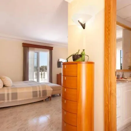 Savanna Spacious With Private Pool Near The